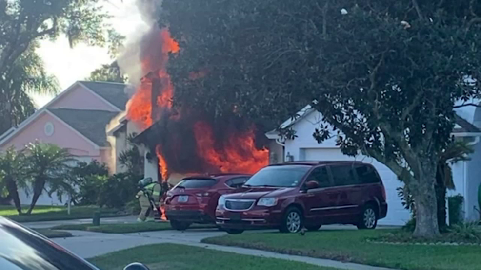 Amazon Delivery Driver Saves Elderly Man From Burning House