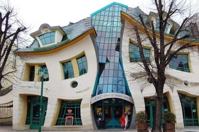 Incredible and unbelievable Buildings around the world